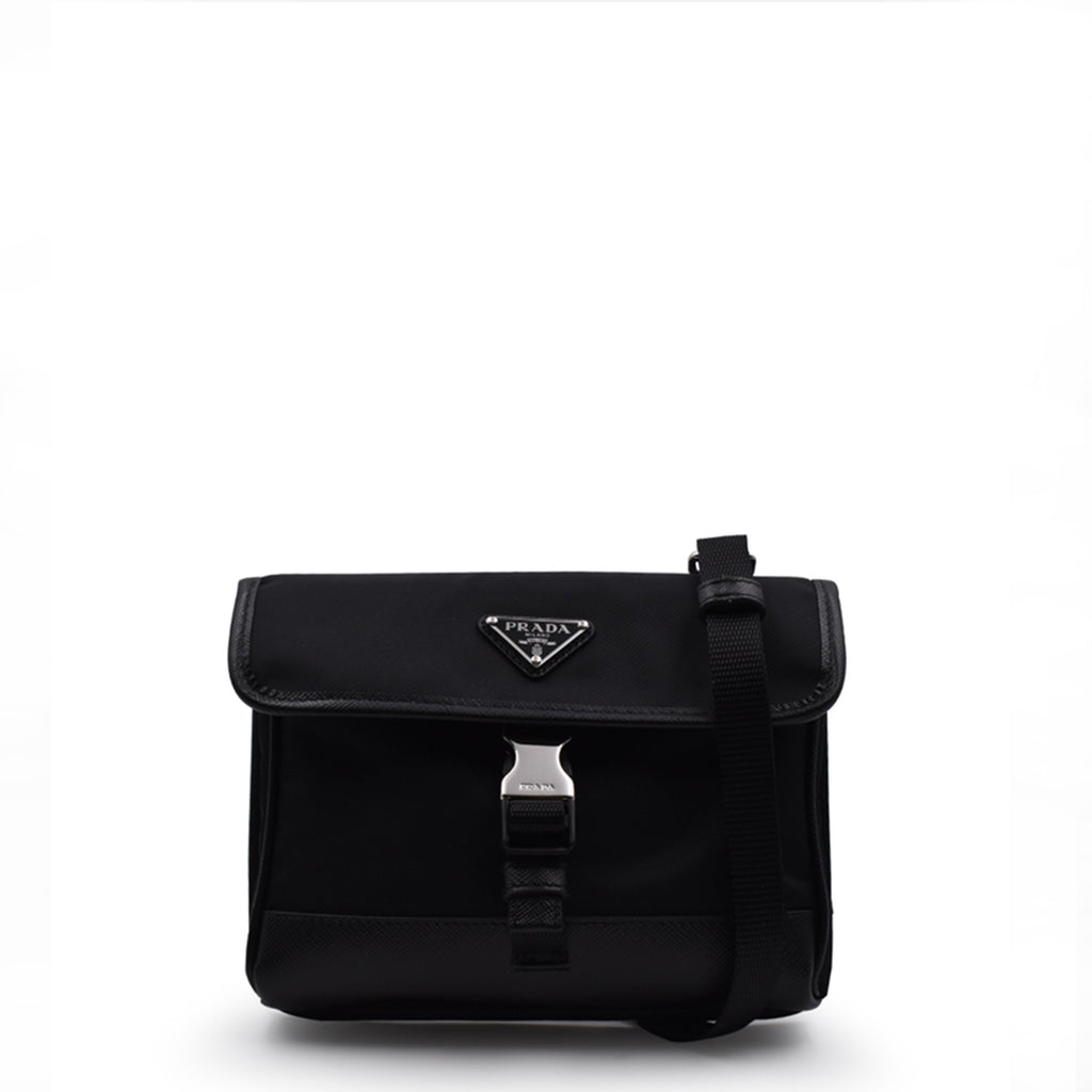 Mini Pouch aus Re-Nylon und schwarzem Leder