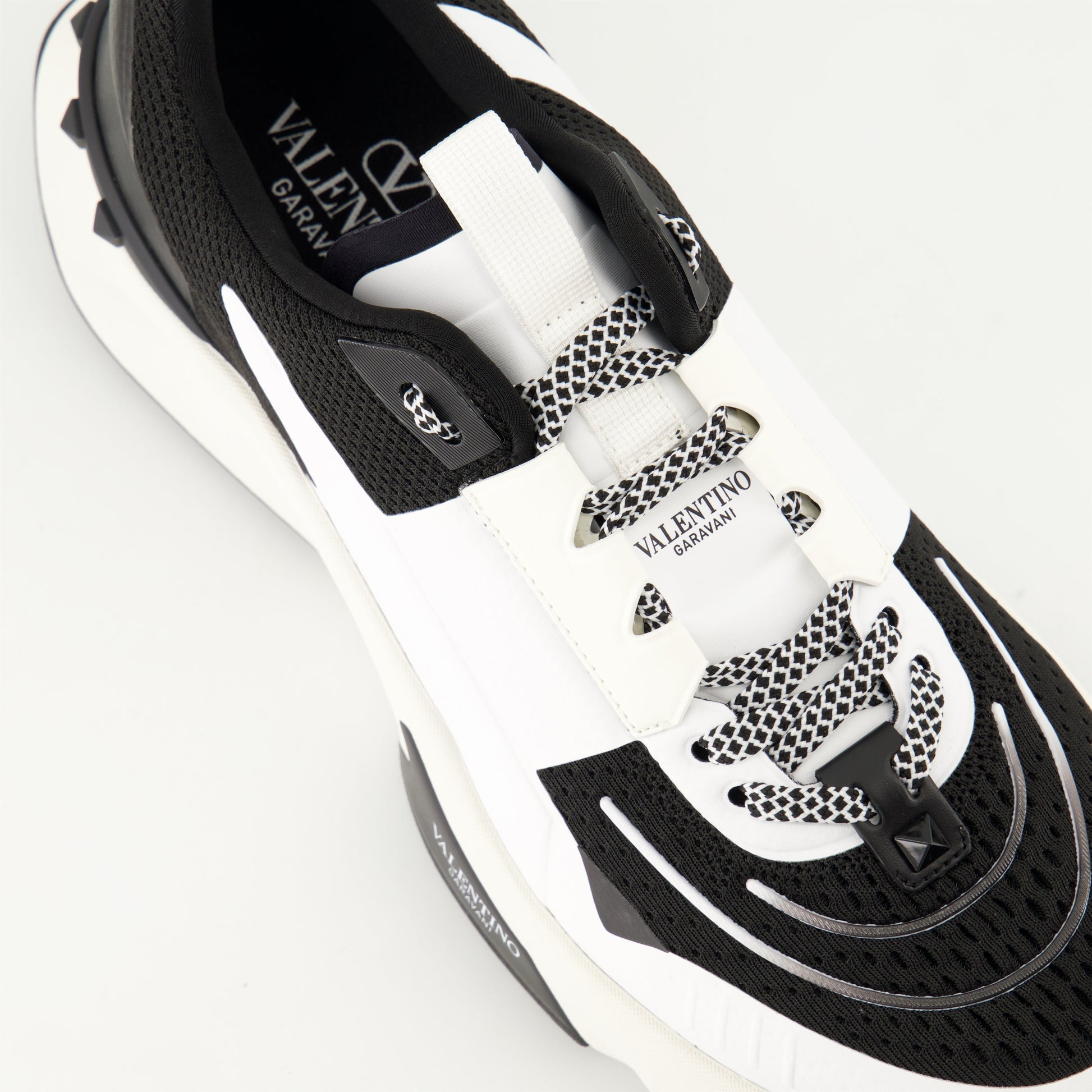 Valentino Garavani sneakers, luxury black and white sneakers, Autumn-Winter 2024 sneakers, technical fabric sneakers, designer sneakers