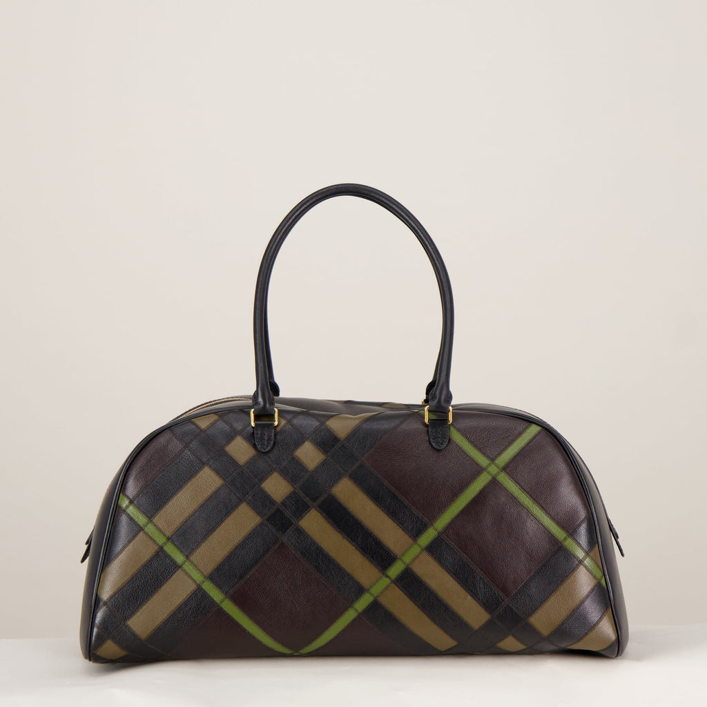 Burberry Highlands bag, luxury bowling bag, fashionable accessories, premium buffalo leather, autumn winter handbag