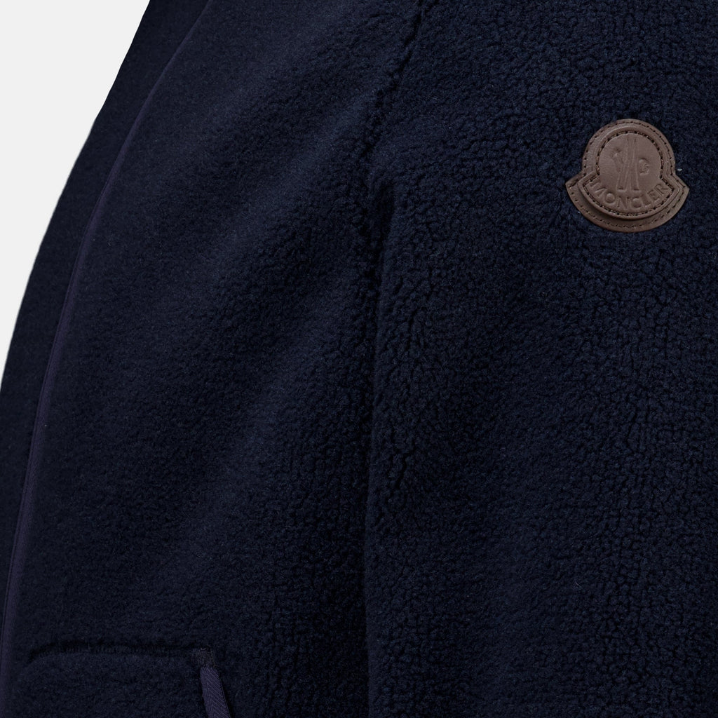 Chaqueta azul marino con cremallera