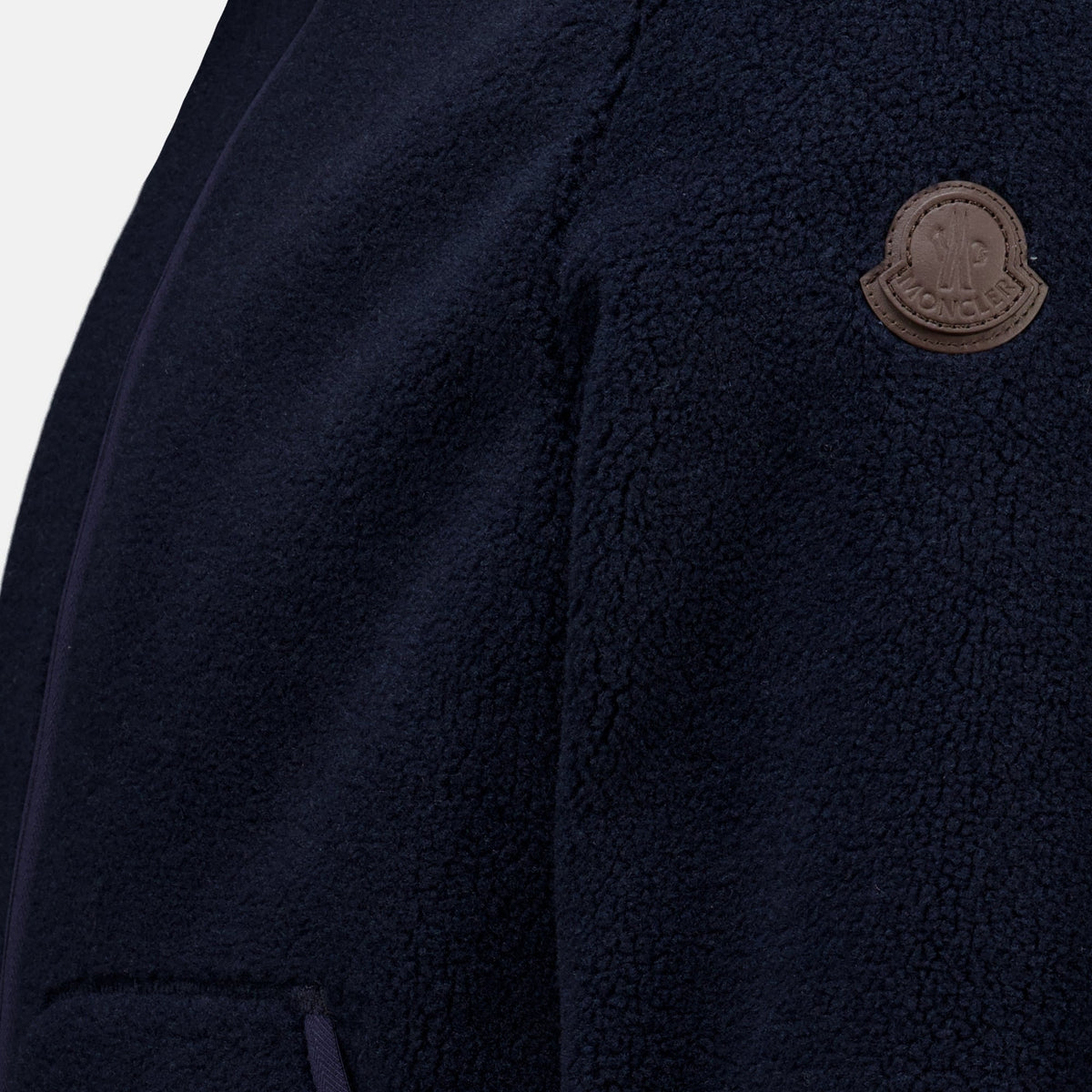 Chaqueta azul marino con cremallera