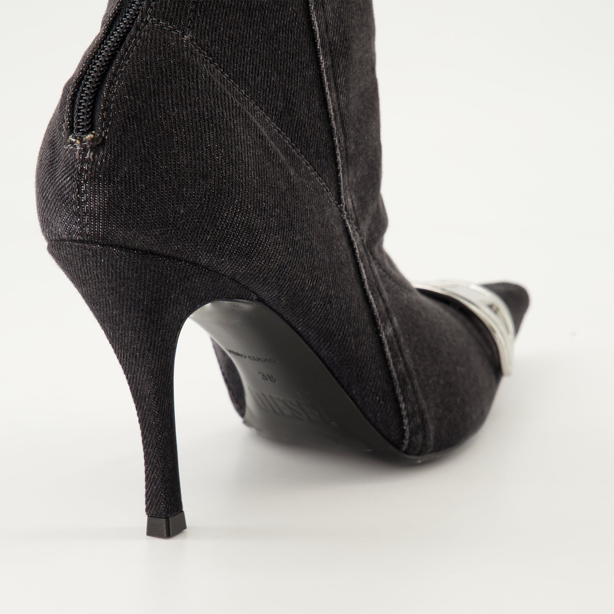 Diesel Venus Boots, Denim Ankle Boots, Winter Footwear, Pointed Toe Boots, Gray Boots