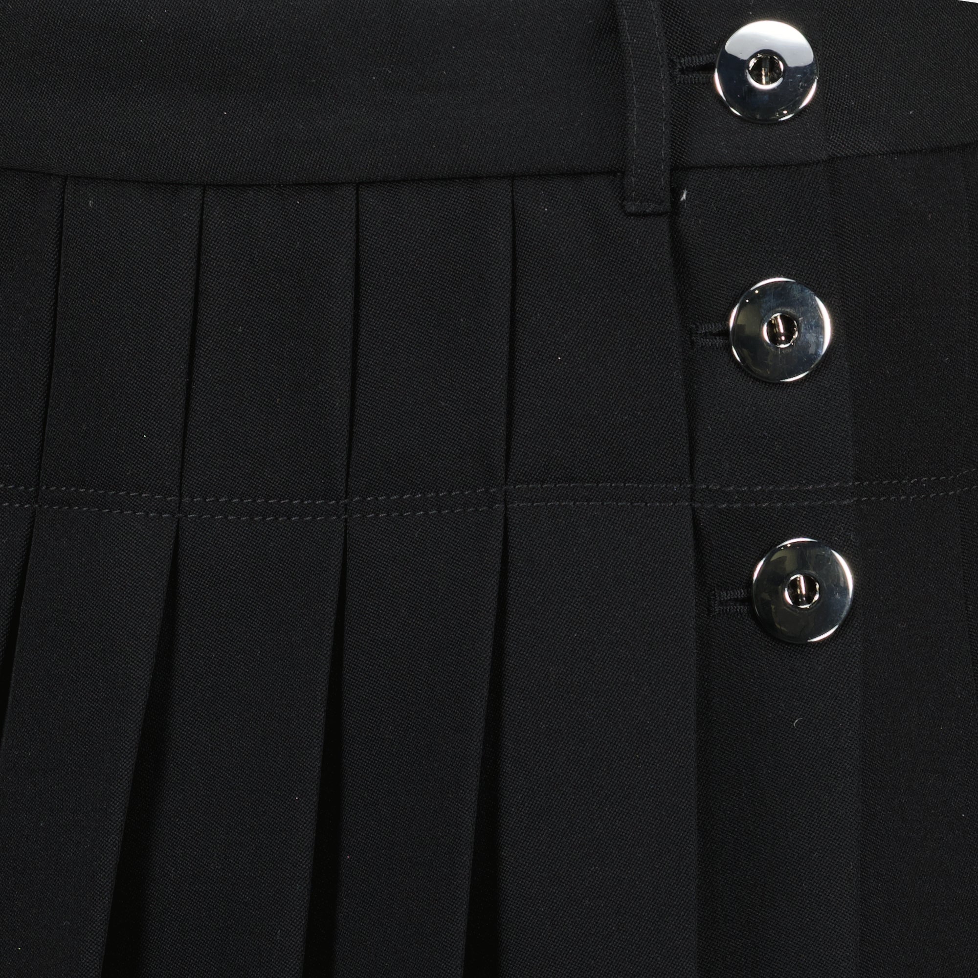 black mini skirt, Rabanne skirt, pleated wool skirt, women's fashion, spring summer wardrobe