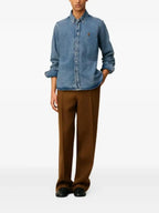 Image de la Chemise en Denim Ami de Coeur par Ami PARIS pour Unisexe - Saison Automne-Hiver 2025 - Vue Modèle 1