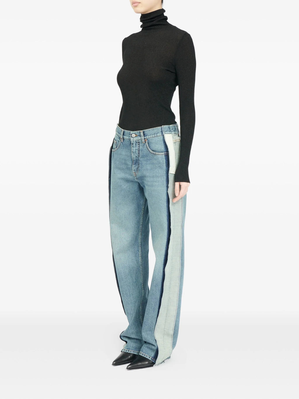 Bild der Droit Denim Jeans von Mm6 für Frauen - Saison Herbst-Winter 2025 - Modellansicht 2