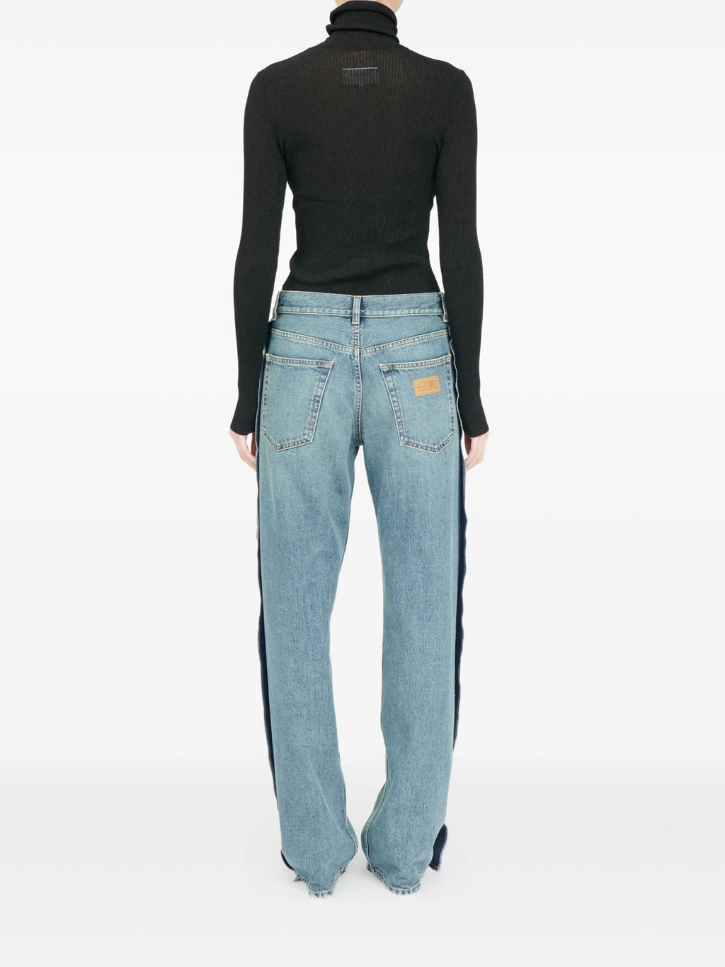 Bild der Droit Denim Jeans von Mm6 für Frauen - Saison Herbst-Winter 2025 - Modellansicht 3