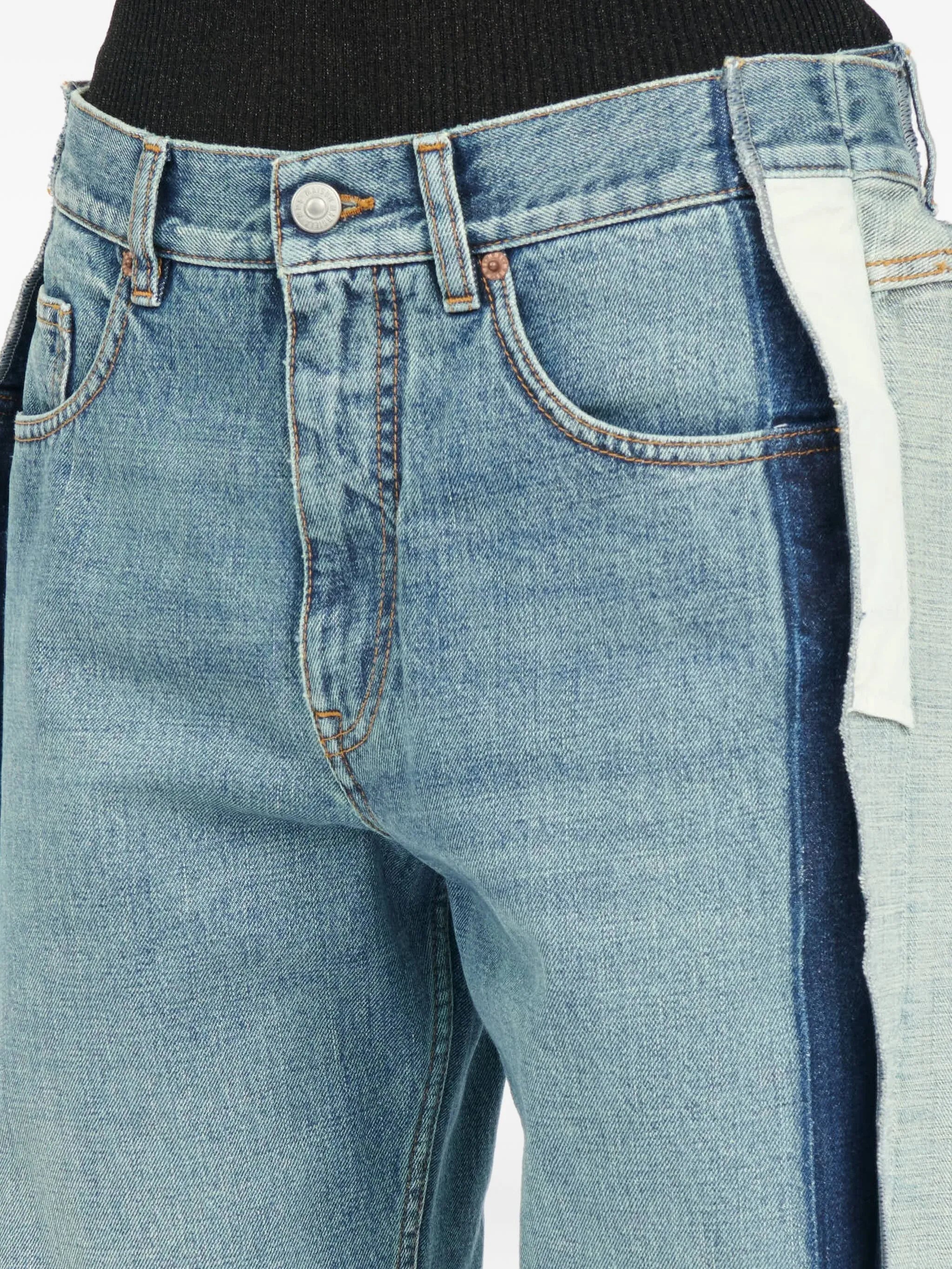 Bild der Droit Denim Jeans von Mm6 für Frauen - Saison Herbst-Winter 2025 - Modellansicht 4