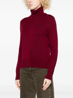 Image du Pull Ami de coeur par Ami PARIS pour Femmes - Saison Automne-Hiver 2025 - Vue du modèle 2