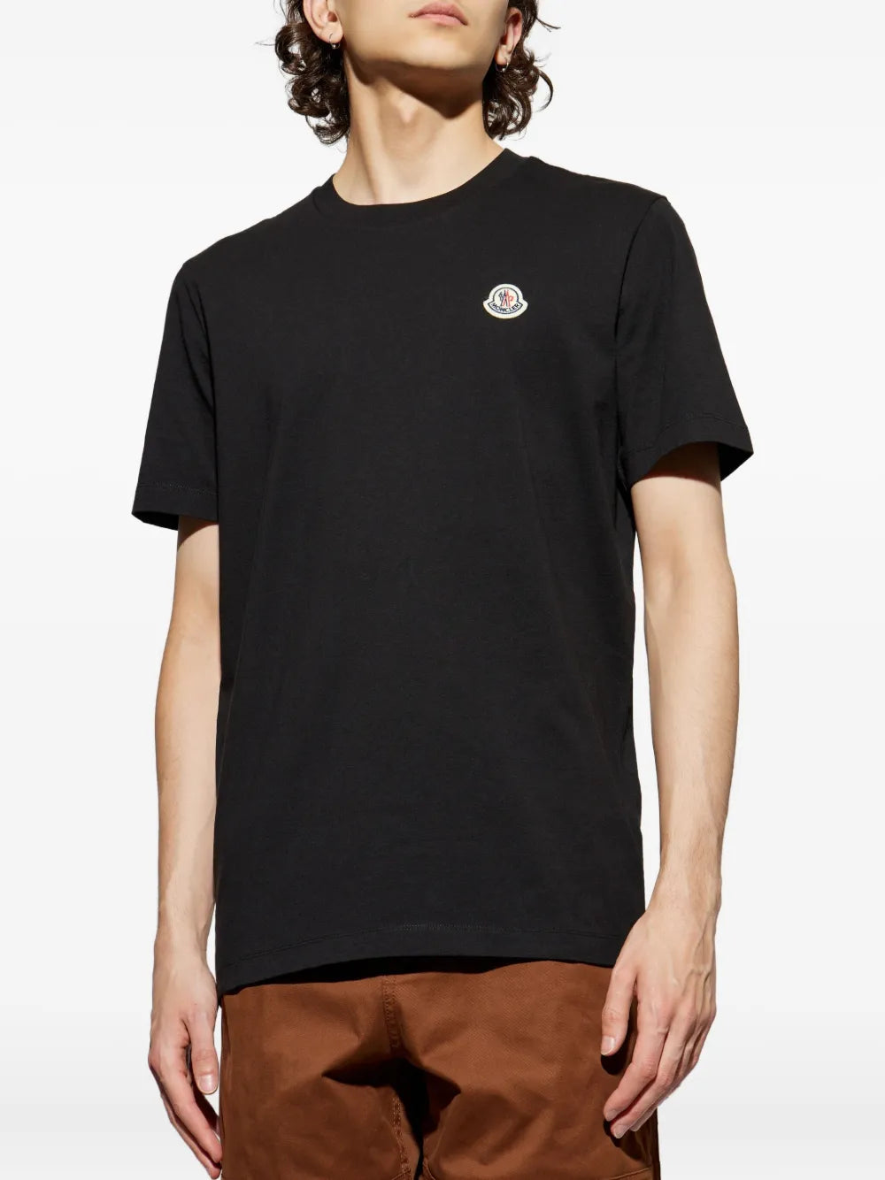 Conjunto de Camisetas Negras con Logo