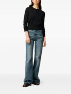 Image du pull noir Ami de Coeur par Ami PARIS pour femmes - Saison Automne-Hiver 2025 - Vue modèle 1