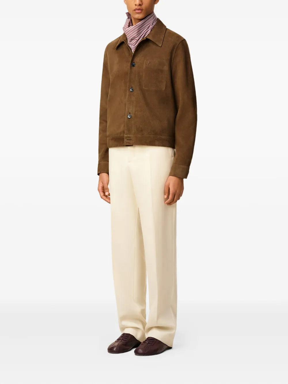 Image de la veste en cuir Ami de Coeur par Ami PARIS pour hommes - Saison Automne-Hiver 2025 - Vue du modèle 2