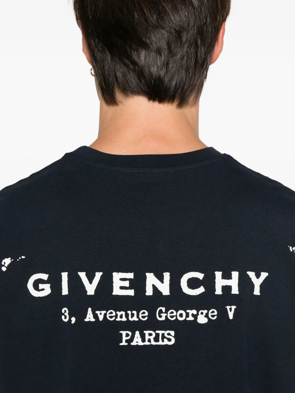 Image of Givenchy Signature Printed T-Shirt by Givenchy for Men - Season Autumn-Winter 2025 - Detail View 6