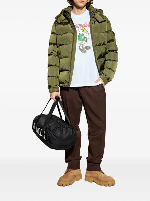 マヤ カーキ ダウンジャケット - Moncler | WE IN STYLE マヤ カーキ ダウンジャケット - Moncler | WE IN STYLE