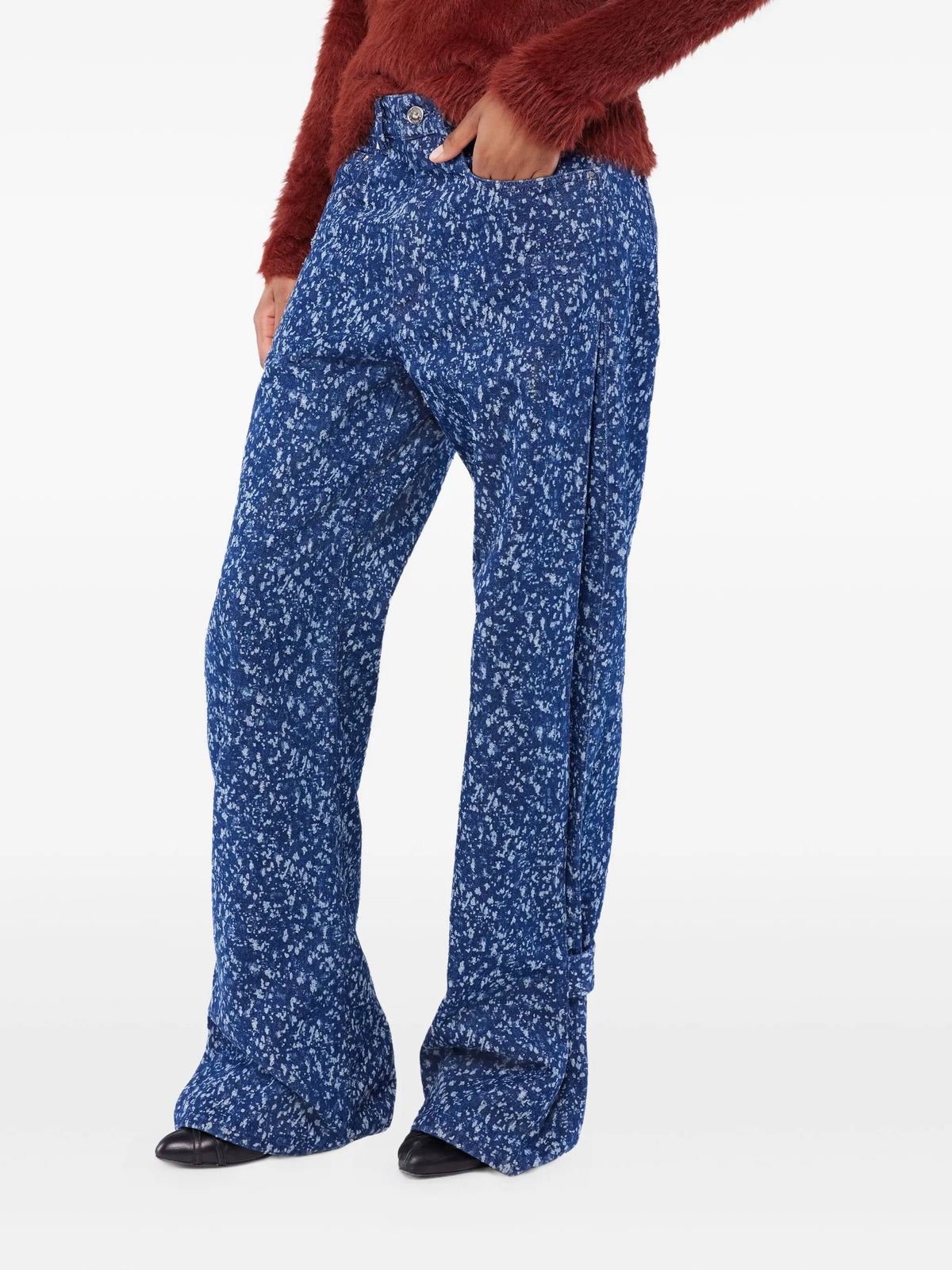 Image of Blue Cotton Jean by Rabanne for Women - Season Spring-Summer 2026 - Model View 2