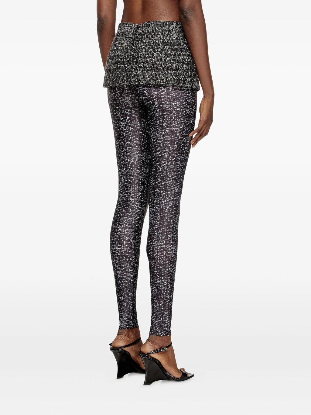 Image du P-Hour Skirt Leggings de Diesel pour femmes - Saison Automne-Hiver 2025 - Vue du modèle 3