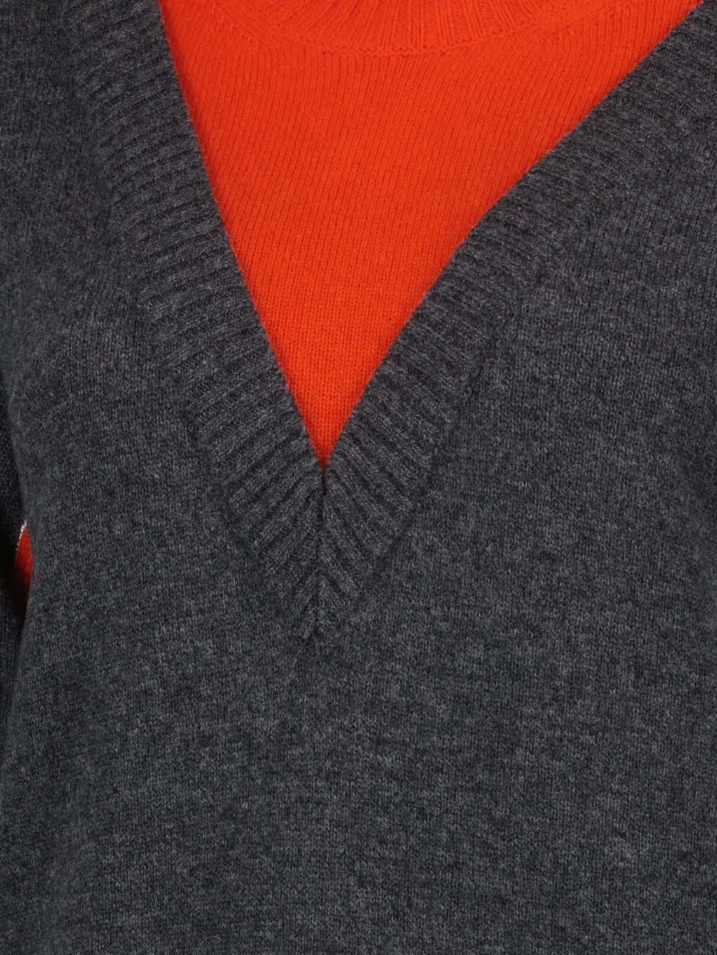 Image of Bi-Color Wool Pullover by Rabanne for Women - Season Autumn-Winter 2025 - Model View 2
