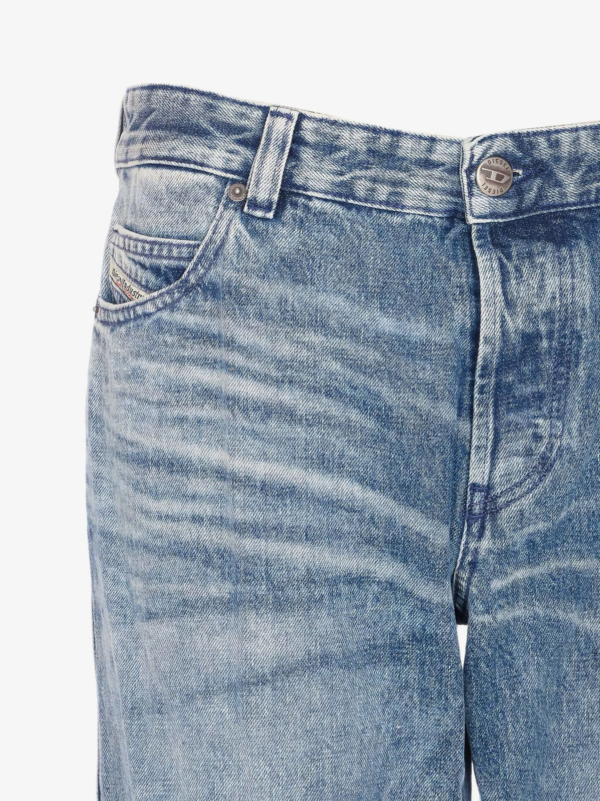 Image of Diesel D-Vyl-FSH 1993 Denim by Diesel for Men - Season Autumn-Winter 2025 - Model View 4
