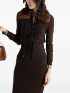 Bild des gekürzten Cardigans von Prada für Frauen - Saison Herbst-Winter 2025 - Modellansicht 3