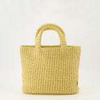 Image d'un sac fourre-tout en crochet par Prada pour femmes - Saison Printemps-Été 2026 - Vue de dos