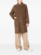 Imagen de abrigo de lana marrón de Officine Générale para hombres - Temporada Otoño-Invierno 2025 - Vista de modelo 1