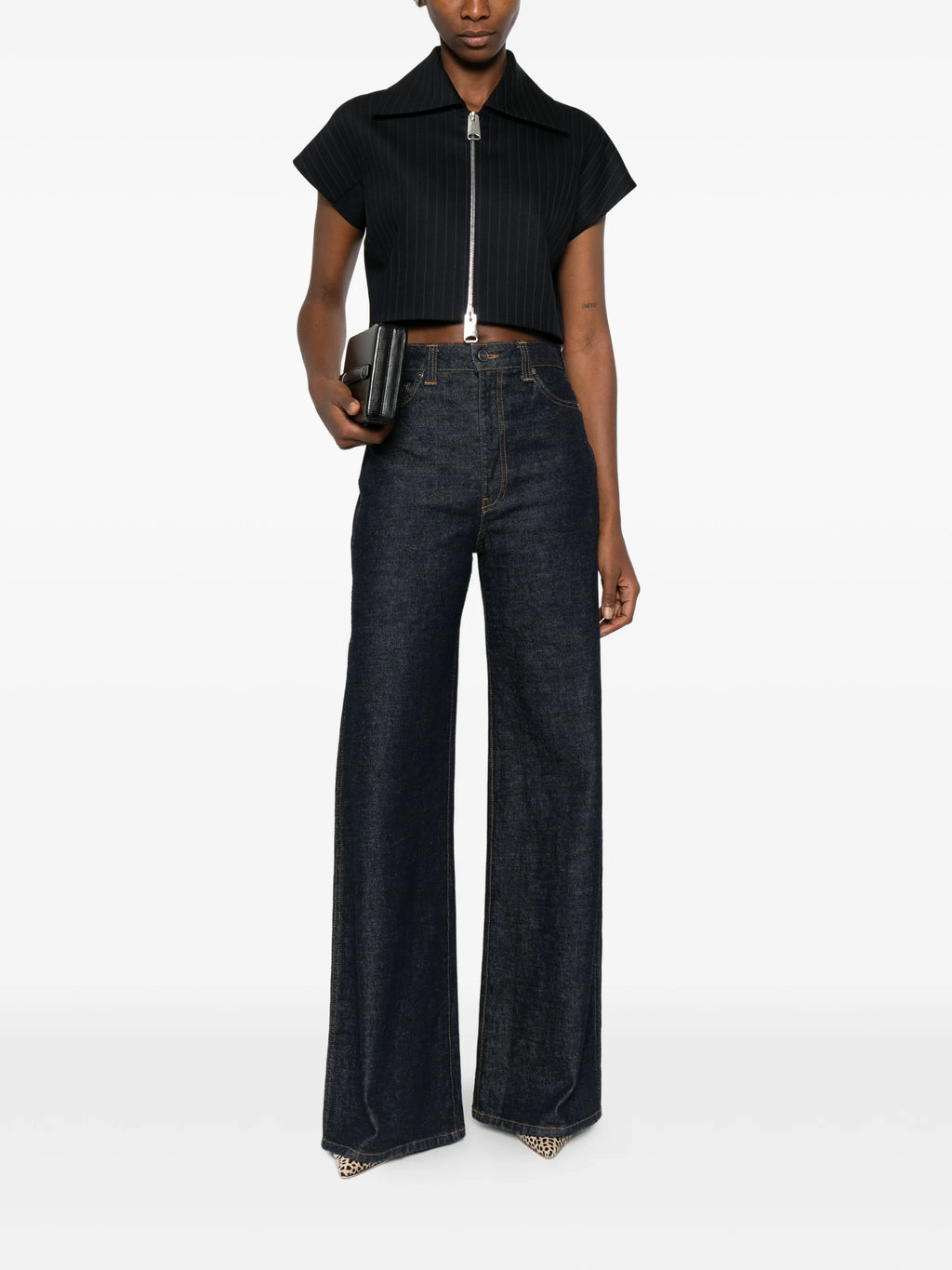 Image of Robin Cropped Striped Top by Khaite for Women - Season Spring-Summer 2026 - Model view 1