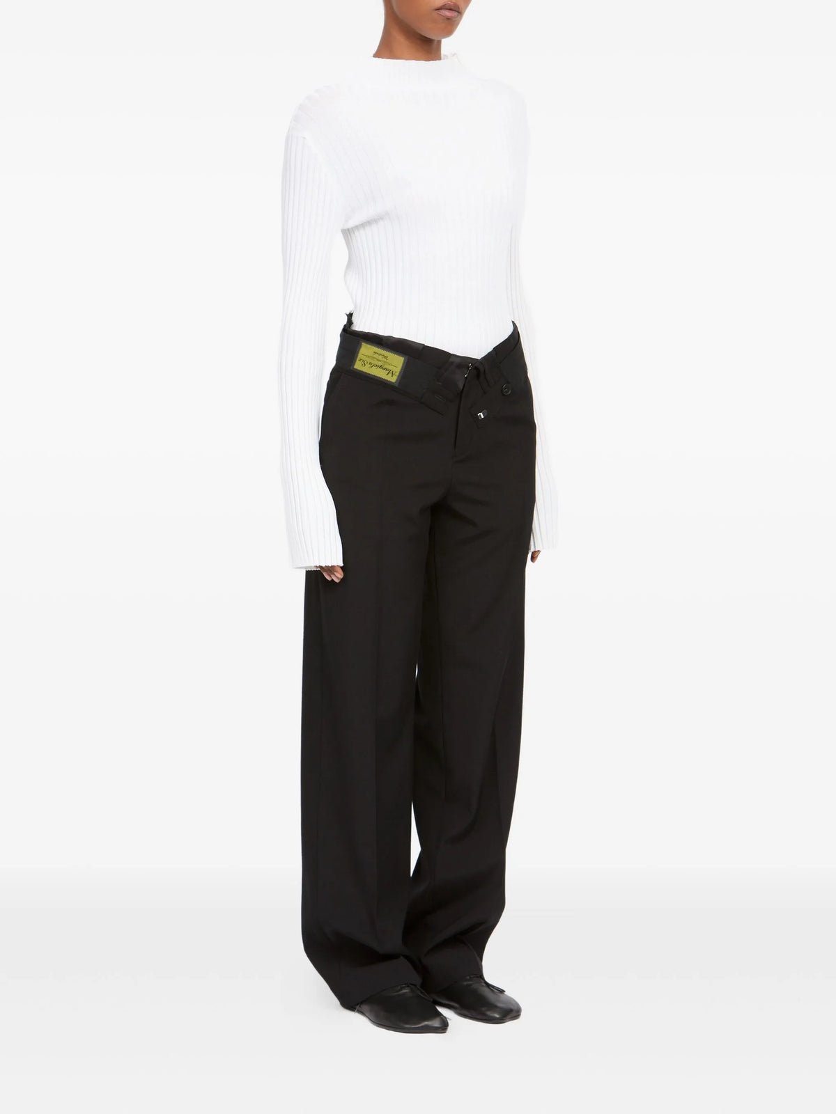 Image of Wide-Leg Trousers by Mm6 for Women - Season Spring-Summer 2026 - Model View 3