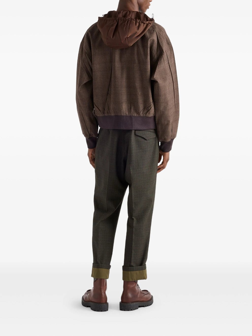 Bild der Prada Wollkarojacke von Prada für Herren - Saison Frühling-Sommer 2026 - Modelansicht 2