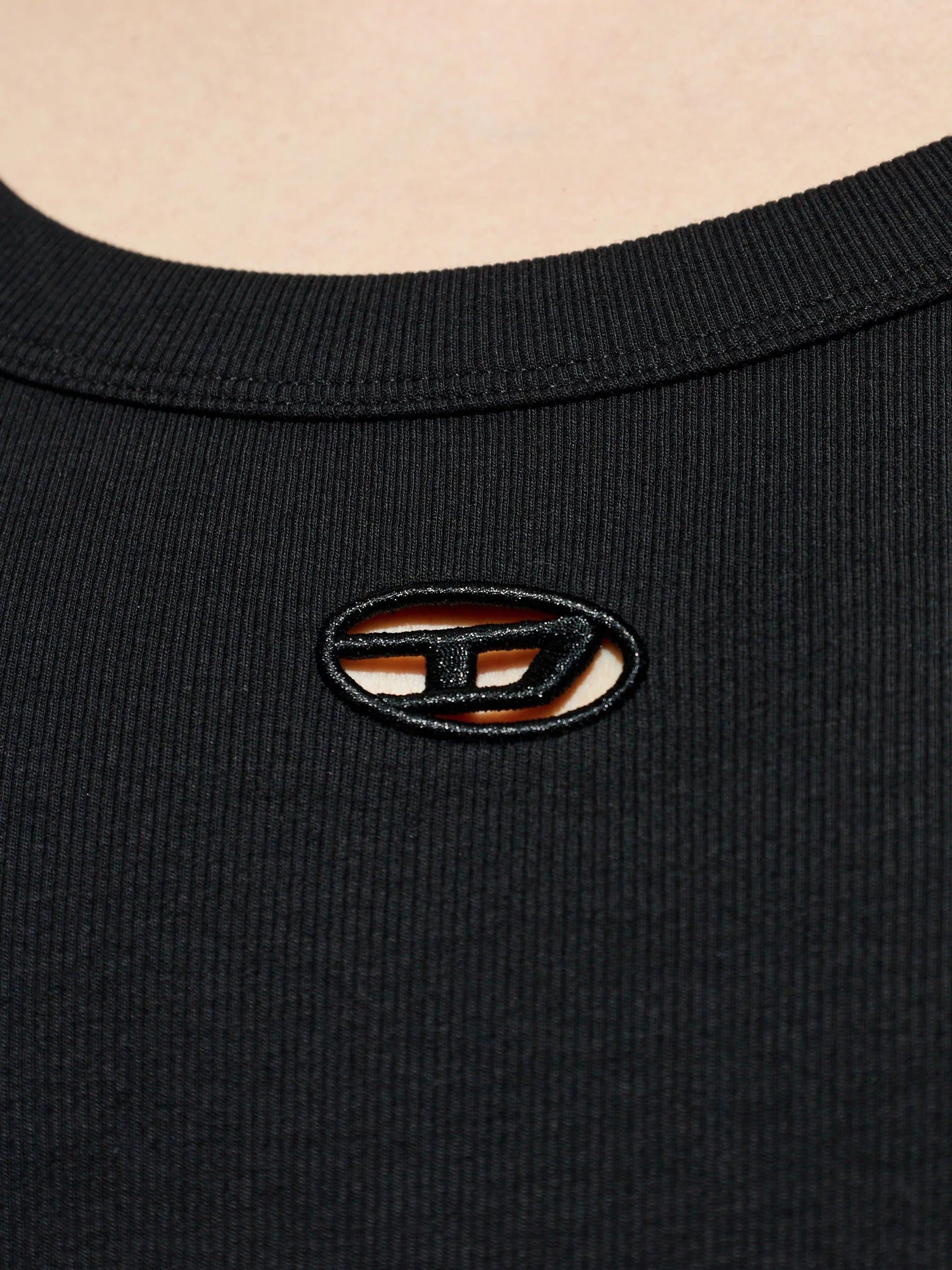 Immagine del canottiera T-Wife-Dco di Diesel per uomini - Stagione Primavera-Estate 2026 - Vista modello 4