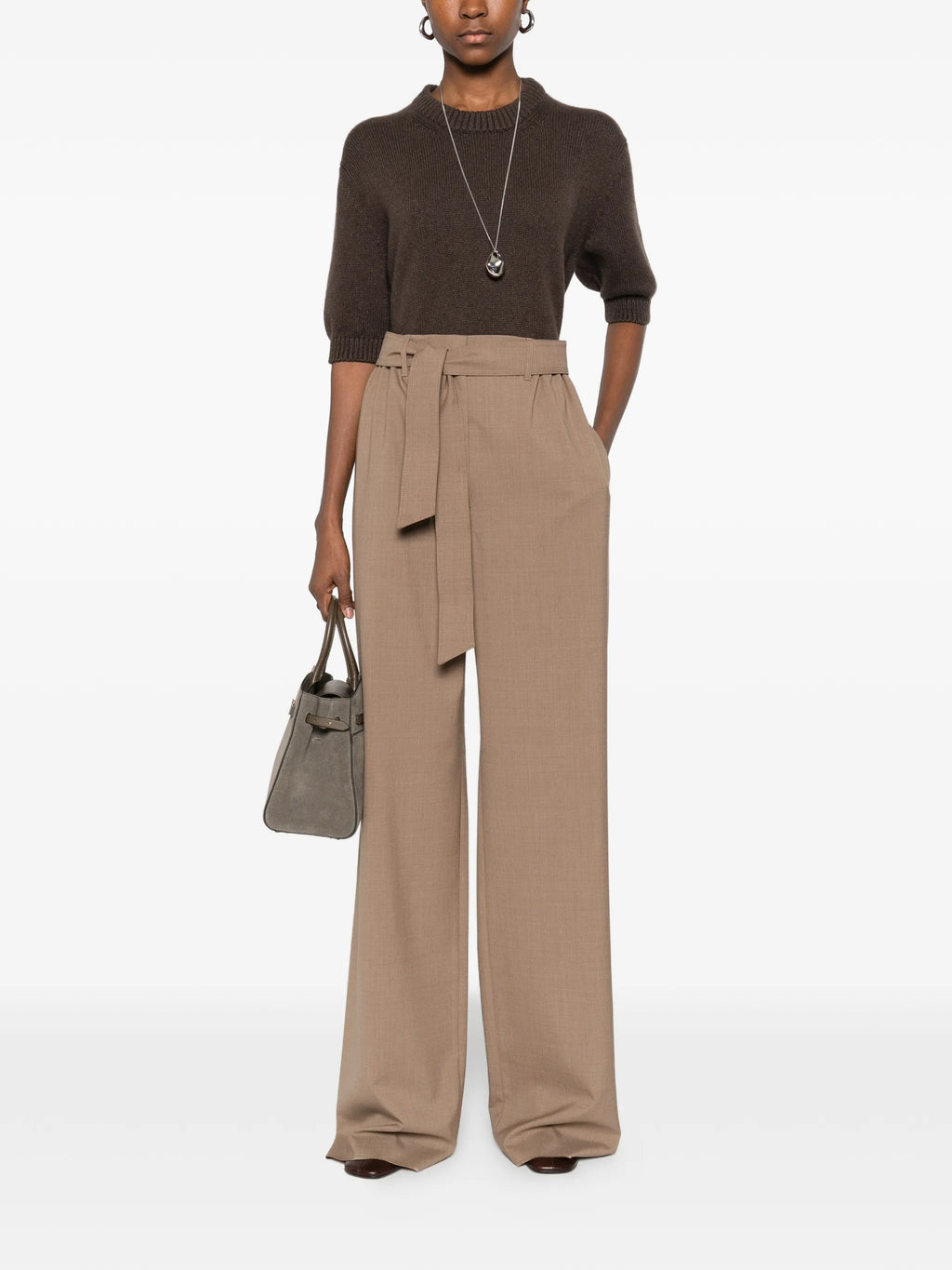 Imagen de pantalones de lana beige de Max Mara para mujeres - Temporada primavera-verano 2026 - Vista del modelo 1