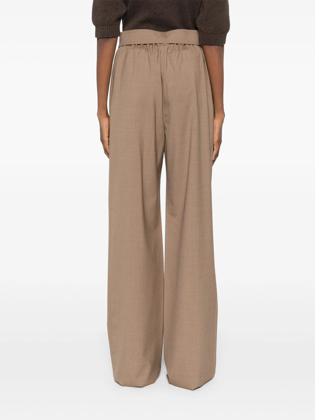 Imagen de pantalones de lana beige de Max Mara para mujeres - Temporada primavera-verano 2026 - Vista del modelo 3