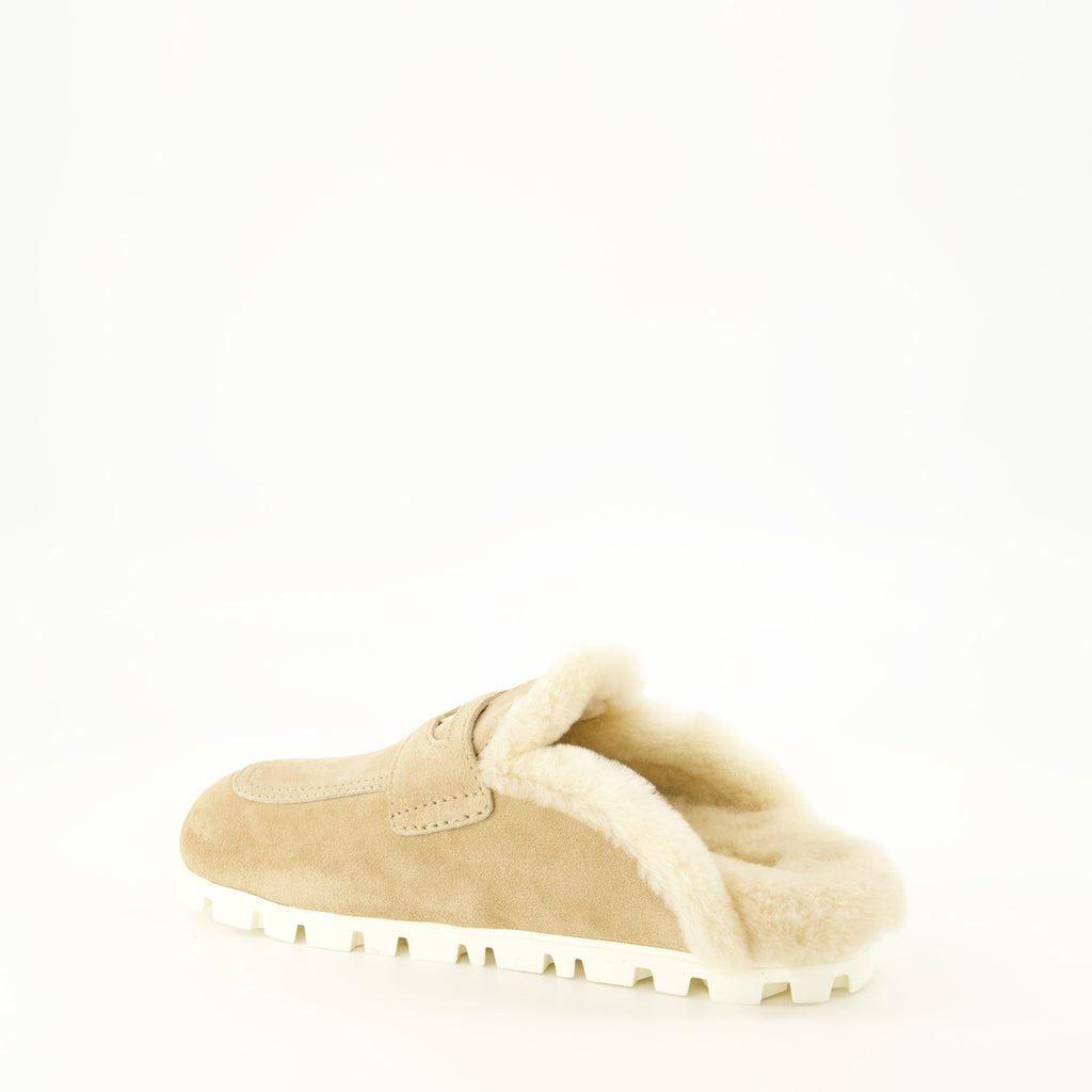 Mulas de Piel de Oveja Beige