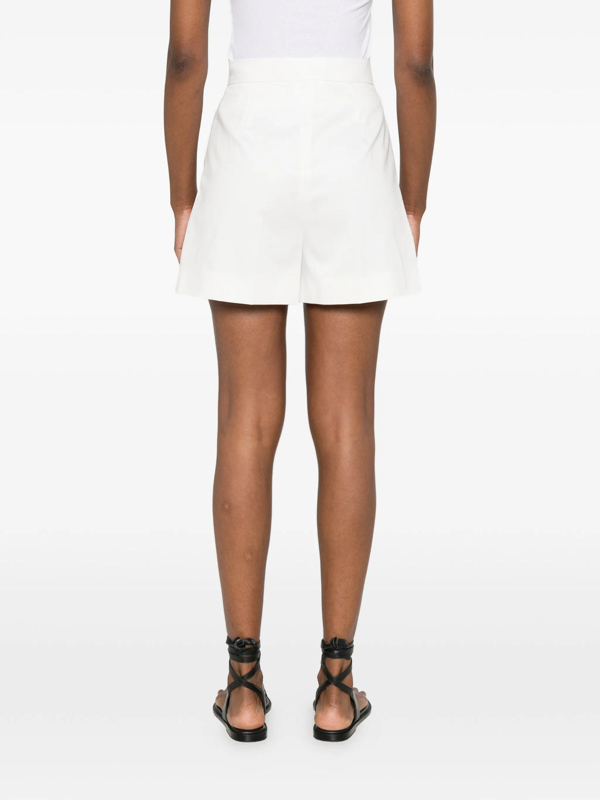 Image of Short Blanc en Satin de Coton by Max Mara for Women - Season Spring-Summer 2026 - Model View 3