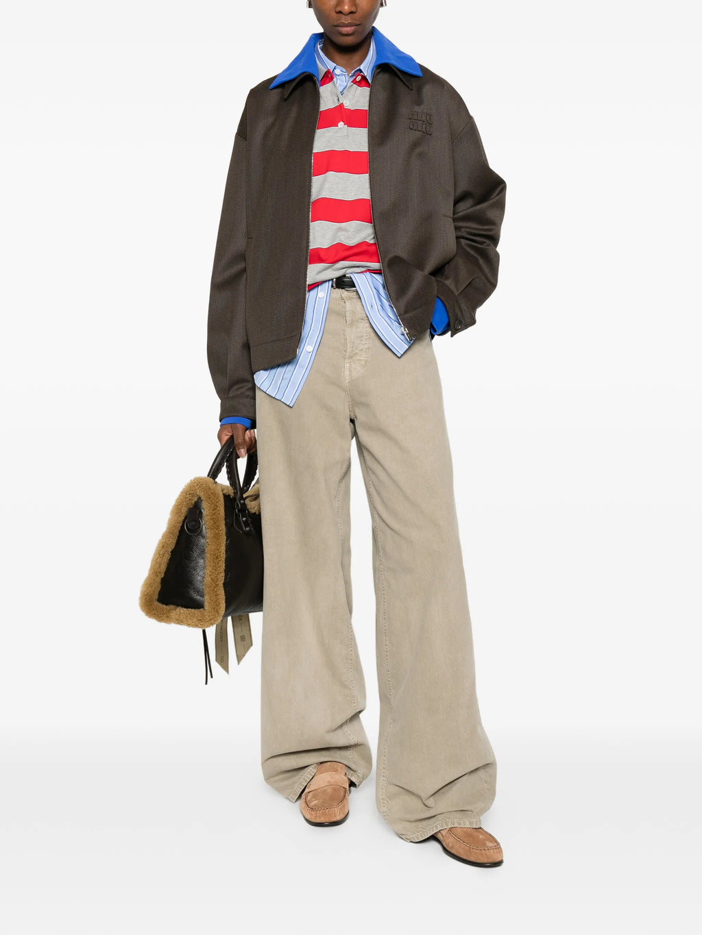 Bilde av brun ullblousen fra Miu Miu for kvinner - Sesong Vår-Sommer 2026 - Modellvisning 1