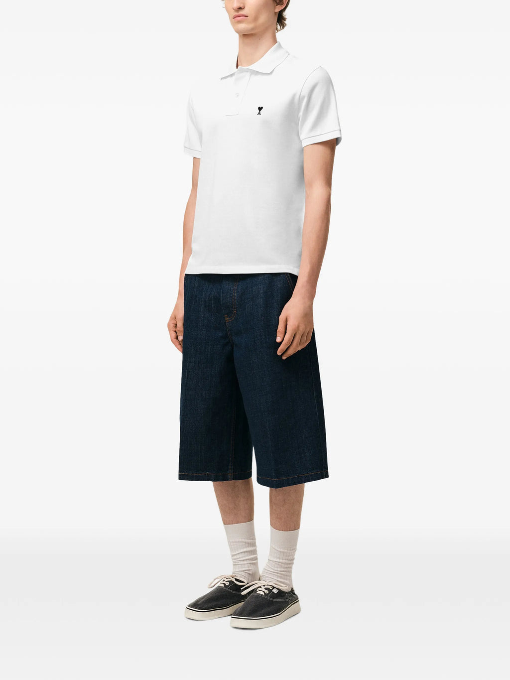 Image du Polo Ami de Cœur par Ami PARIS pour Hommes - Saison Printemps-Été 2026 - Vue du modèle 2