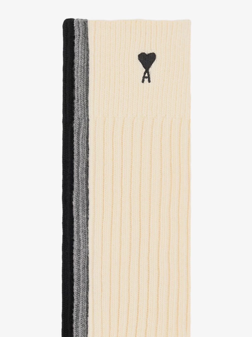 Image of Pack of Three Socks Ami de Coeur by Ami PARIS for Unisex - Season Spring-Summer 2026 - Model View 4