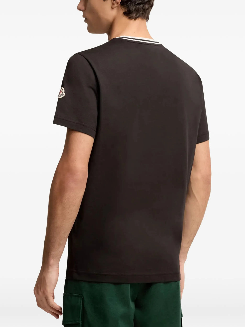 Imagen de la camiseta Monduck de Moncler para hombres - Temporada Primavera-Verano 2026 - Vista del modelo 3