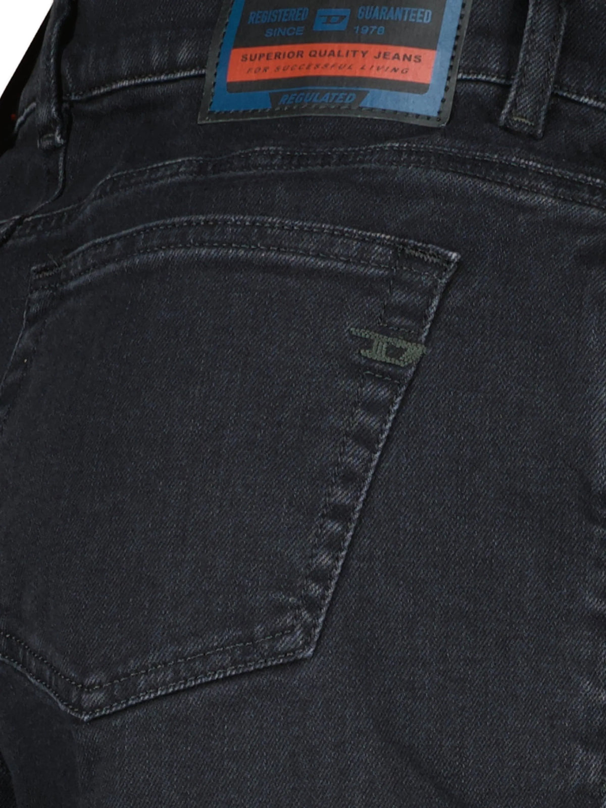 Image of D-Akemi 1978 L28 Black by Diesel for Women - Season Spring-Summer 2026 - Model View 4