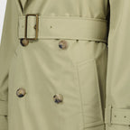 Immagine di un trench-coat lungo beige di Burberry per donne - Stagione Primavera-Estate 2025 - Dettaglio 7