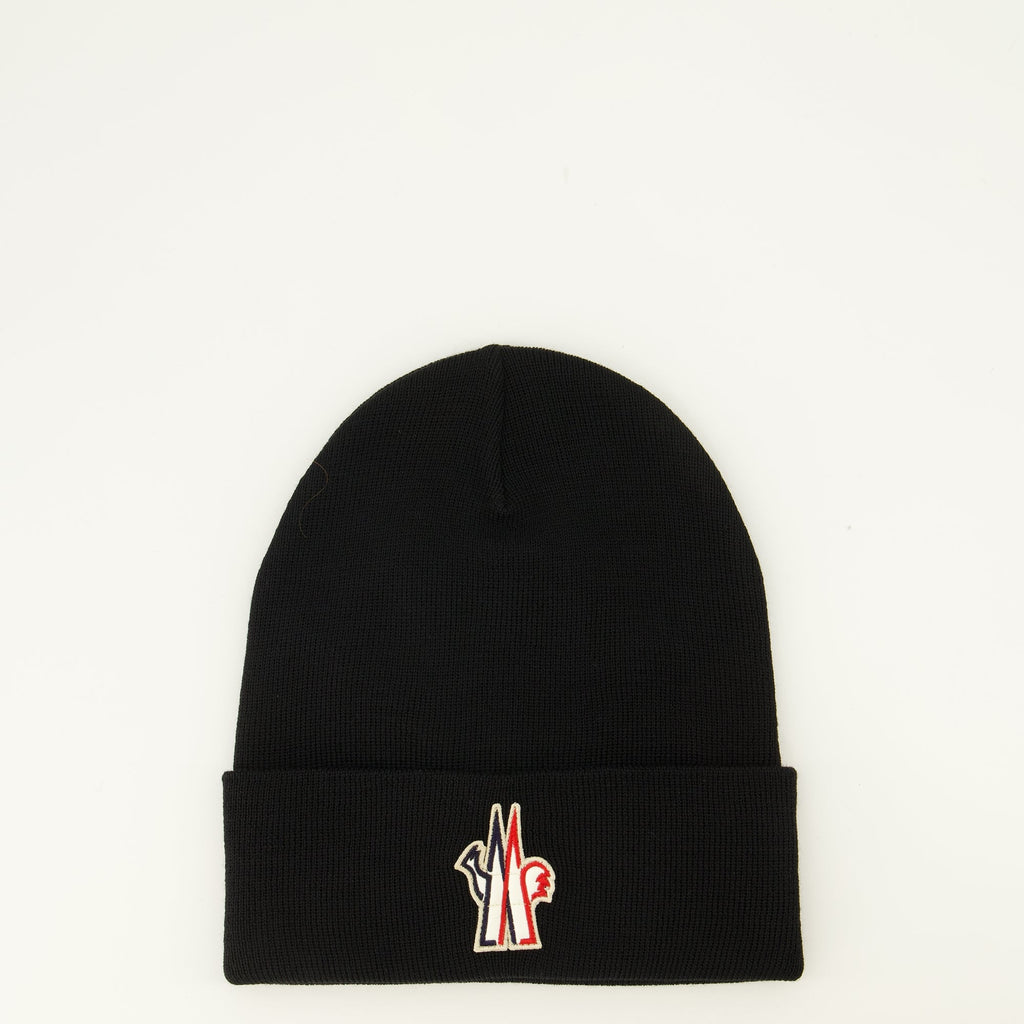 Schwarze Wollstrickmütze