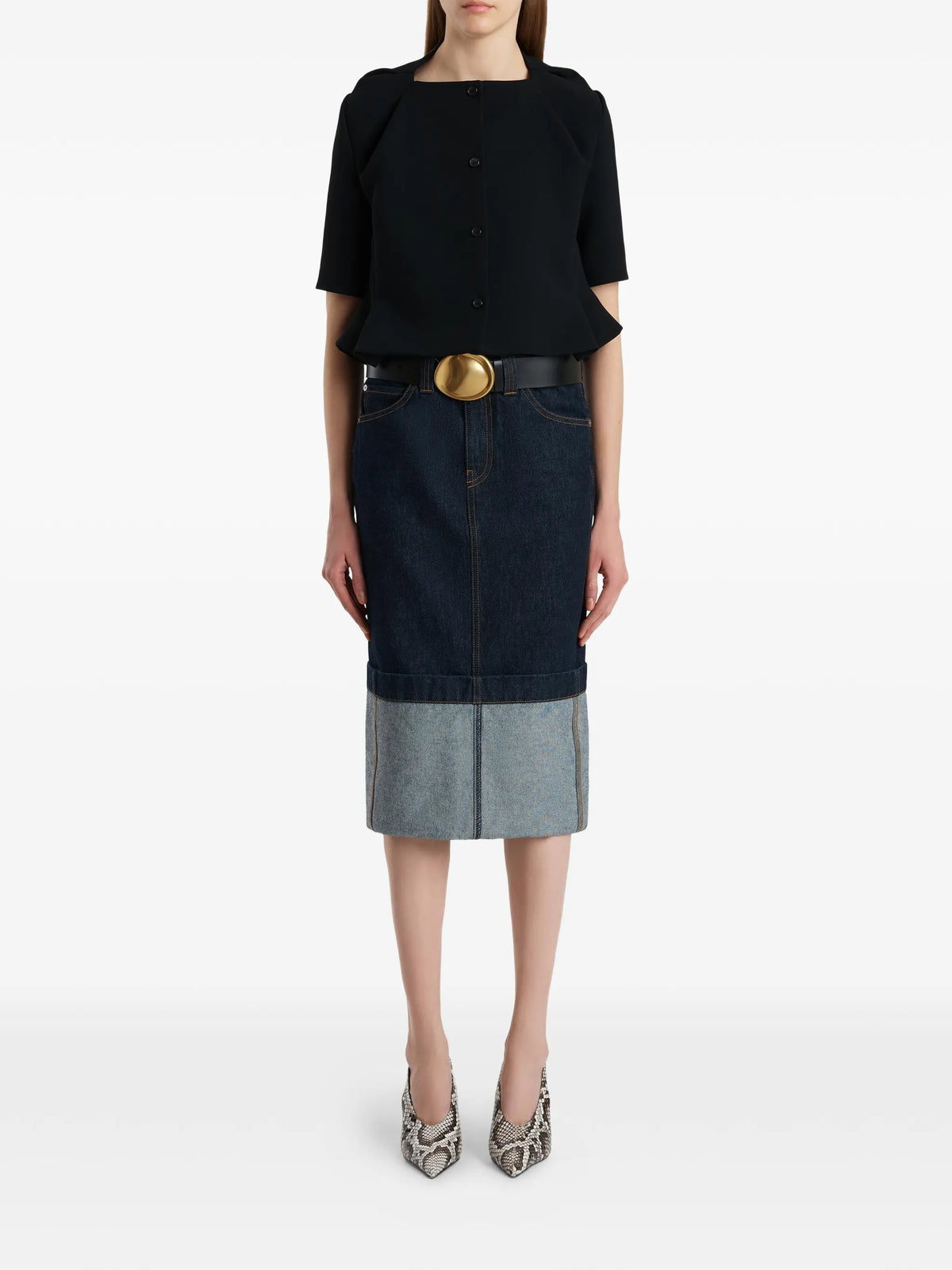 Image of Franc Jacket by Khaite for Women - Season Spring-Summer 2026 - Model View 1