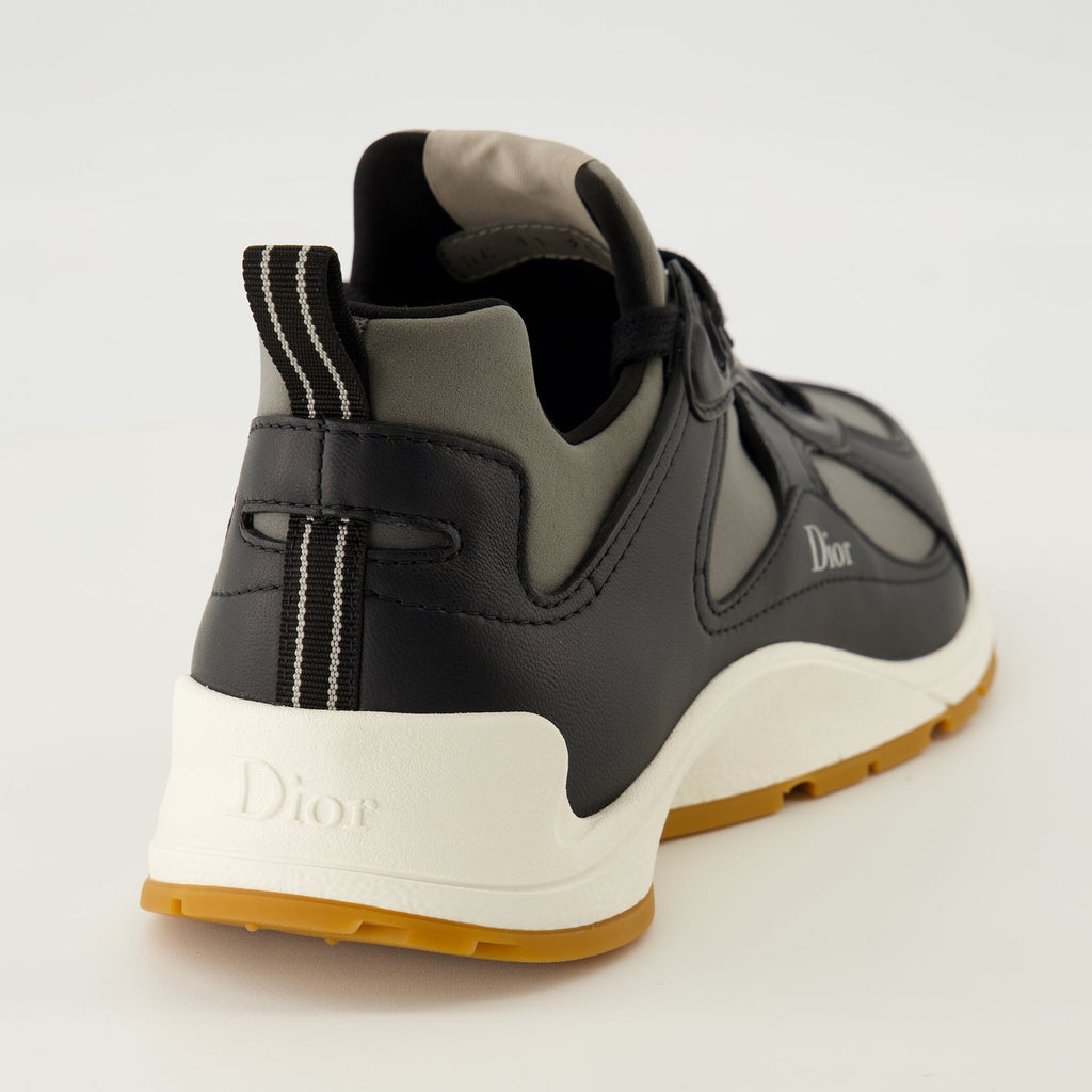 Mile Noir Sneakers
