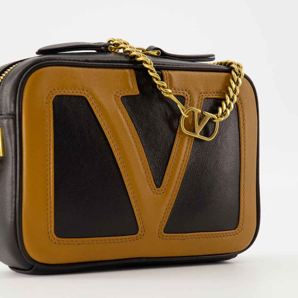 Image du sac cabas Viva Superstar par Valentino Garavani pour femmes - Saison Automne-Hiver 2025 - Détail 1