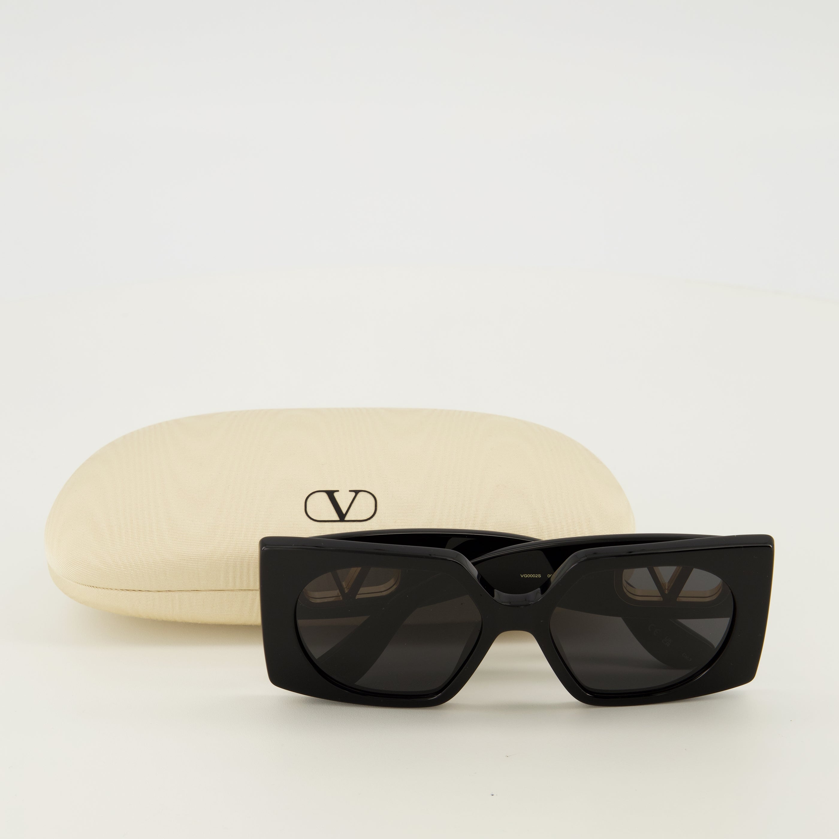 Rectangle Black Vlogo Sunglasses