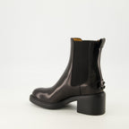 Image of Black Chelsea Boots by Tod's for Women - Season Fall - Winter 2025 - Back Right Three-Quarter View