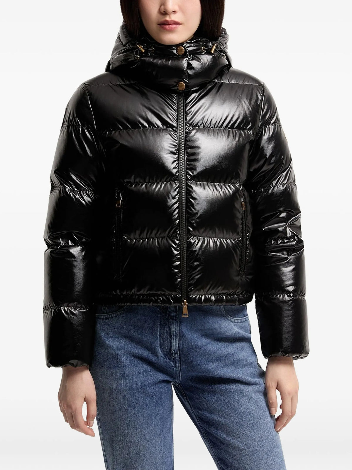 Image of Doudoune Niveole Noir by Moncler for Women - Season Autumn-Winter 2026 - Model View 2