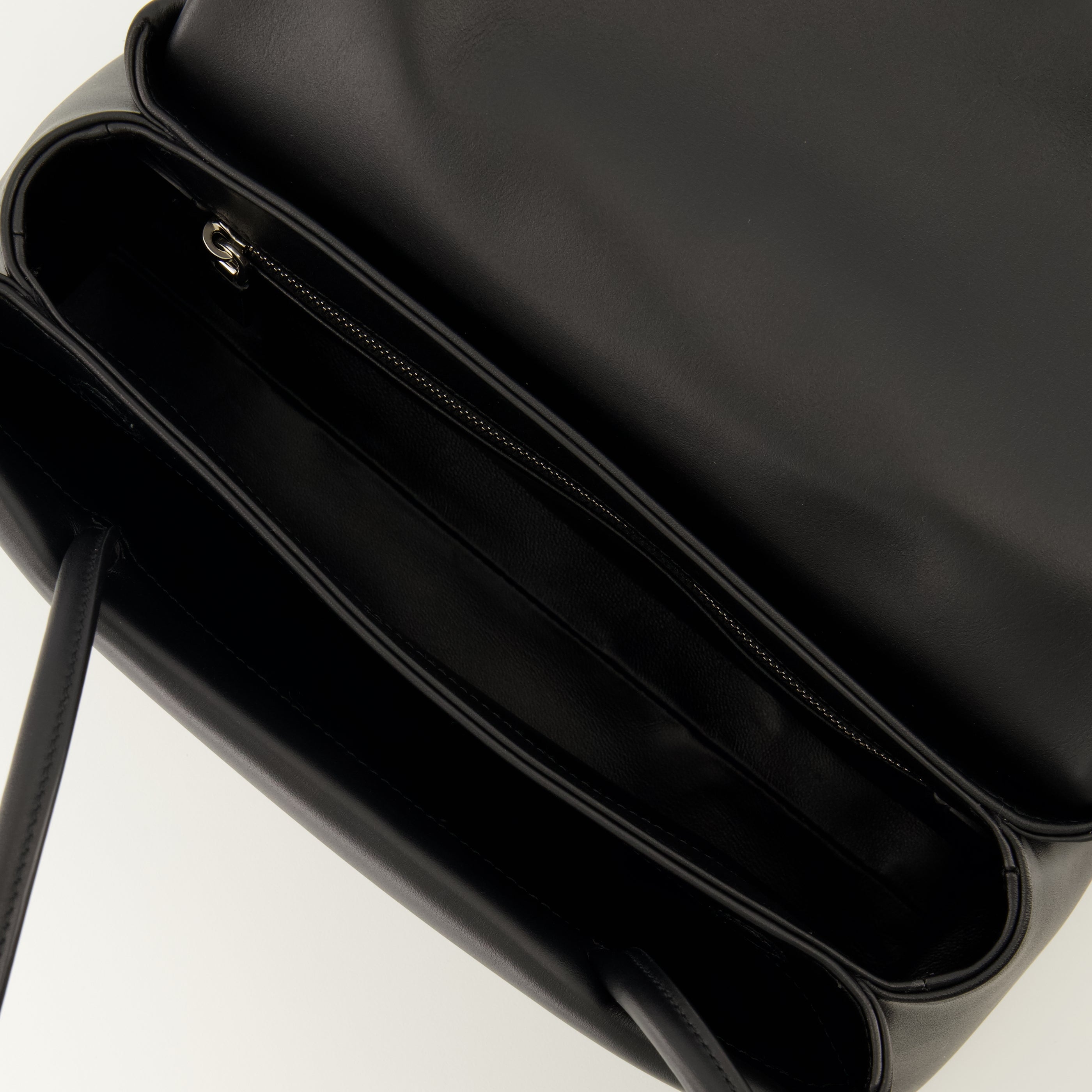Passage Medium Bag