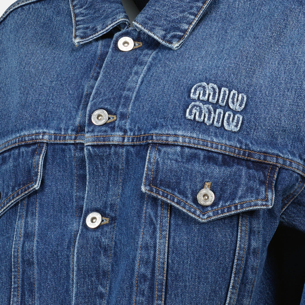 Image d'une veste en jean courte de Miu Miu pour femmes - Saison Printemps-Été 2026 - Vue détaillée 1