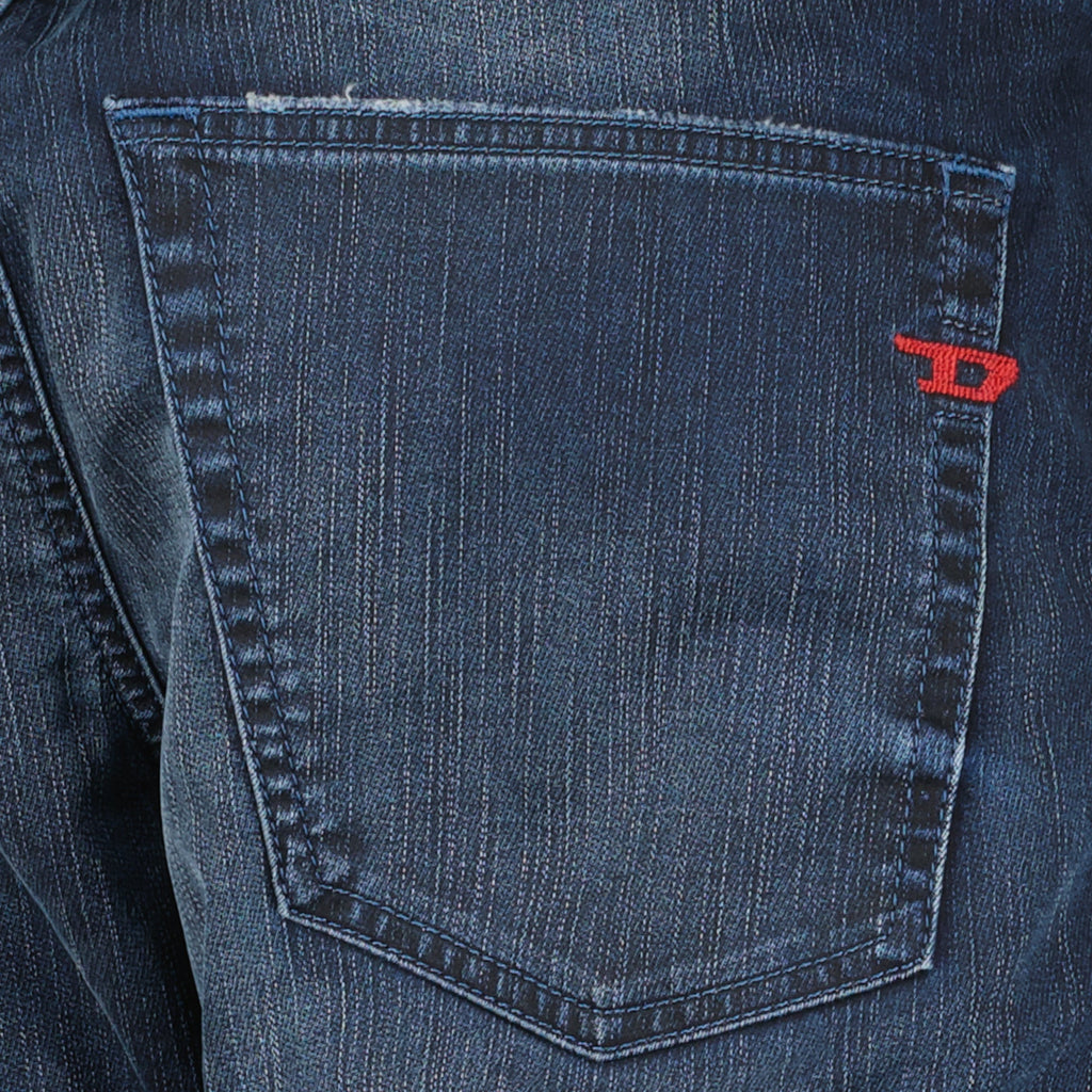 Image of D-Krooley-B 2032 Denim by Diesel for Men - Season Spring-Summer 2026 - Product detail view 3