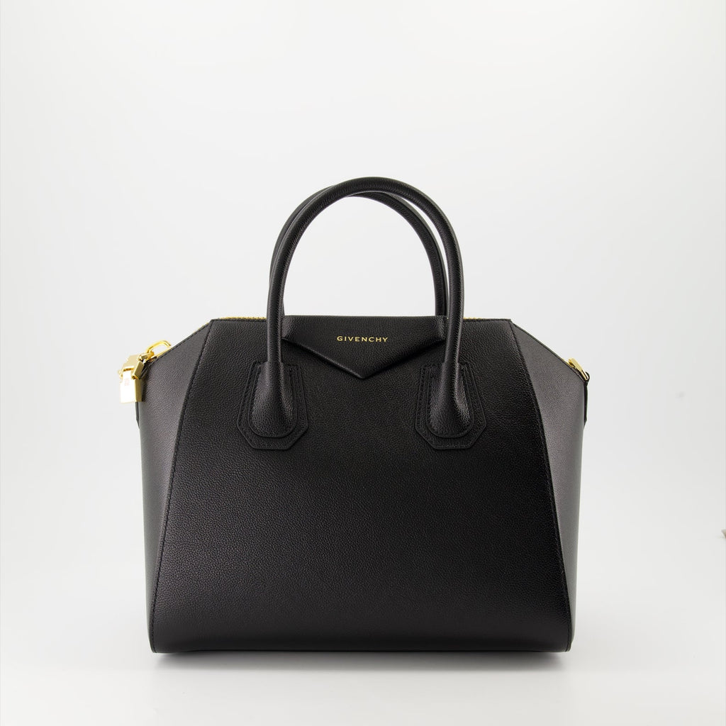 Petit sac Antigona, Givenchy bag, grained leather handbag, luxury accessory, black designer bag