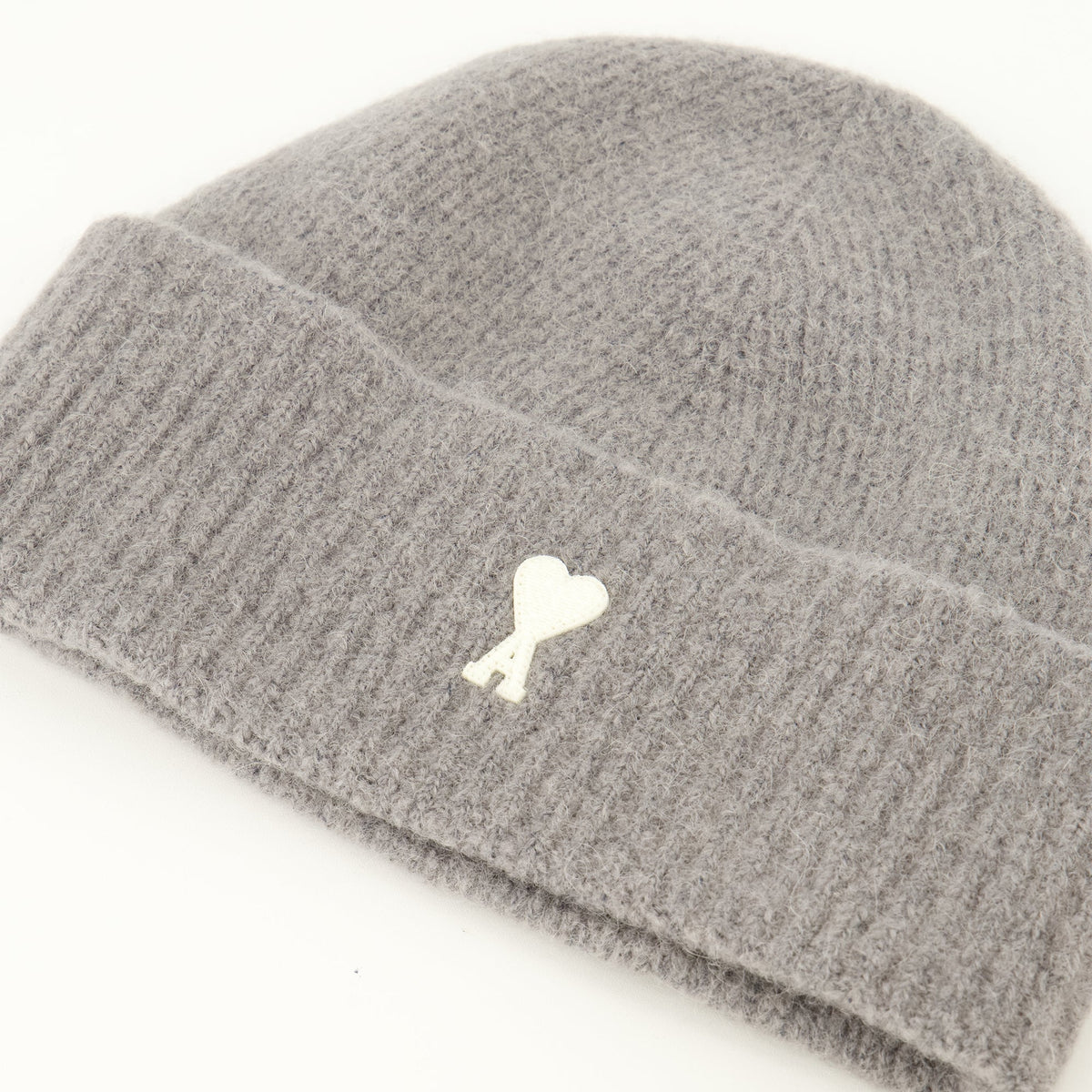 Bonnet en maille d’alpaga gris